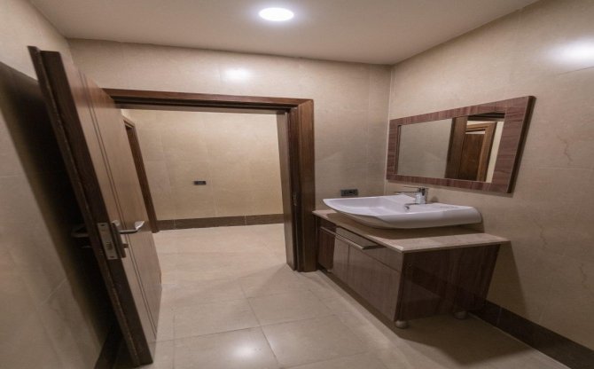 حمام و سرویس بهداشتی هتل امپریال ارس جلفا